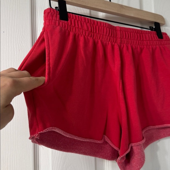 Garage SoftTerry Low Rise Shorts Size Small - Picture 3 of 11